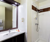 Bathroom at Orléans