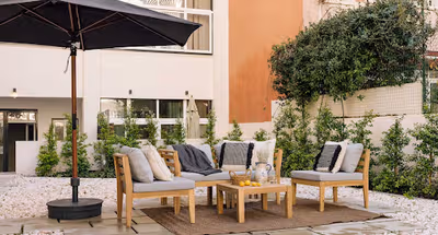 Candie Serviced Apartments