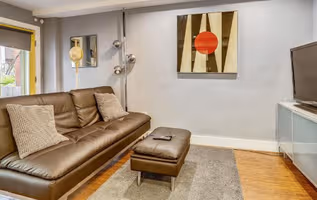 6th Street Apartment