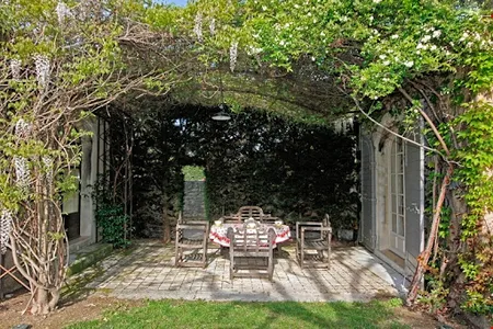 A Charming Historic Villa in Provence