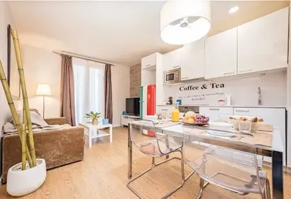 Villarroel Serviced Apartments