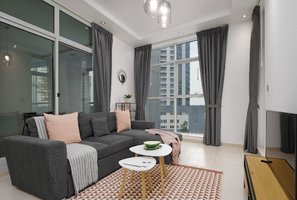 One Bedroom In Sky View Tower