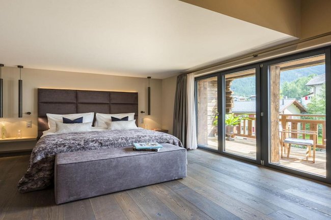 EXCEPTIONAL PENTHOUSE IN PRIME LOCATION-CENTRAL ZERMATT