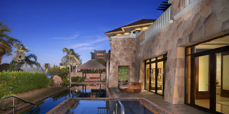 East Crescent 3 Bedroom Villa