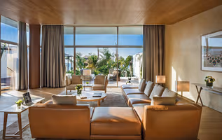 Spectacular 1BR Villa on Jumeirah Bay