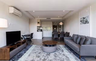 Robey Street Accommodation, Mascot