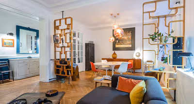 A calm dead end road by the seine with garden access-A haven of Parisian charm!