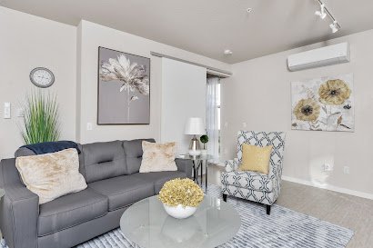 Lyndale 106