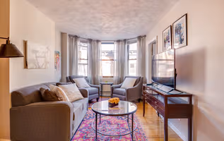 Battery Street Apartment