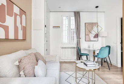 Lope de Rueda Serviced Apartment