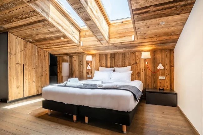 A PICTURE PERFECT ALPINE CHALET WITH UNIQUE INTERIOR IN MORZINE