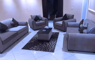 Al Khateeb Al Tabrizi Street Serviced Apartment