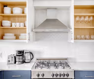 Lorimer Street Apartment