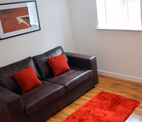 living space at Royal Apartments near Hillingdon Hospital West Drayton