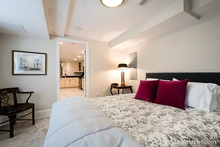 723 5th Street NE Unit 1