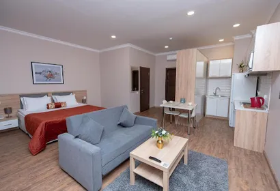 Aysha Bibi Street Apartments