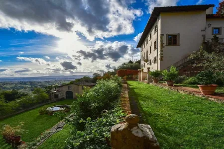 AN EXCEPTIONAL 15TH CENT RENAISSANCE TUSCAN VILLA ON THE FIRST HILLS OF FLORENCE