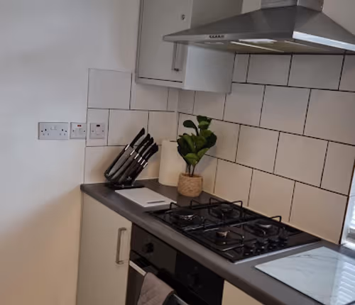 Fully equipped kitchen at 23 Woodhouse