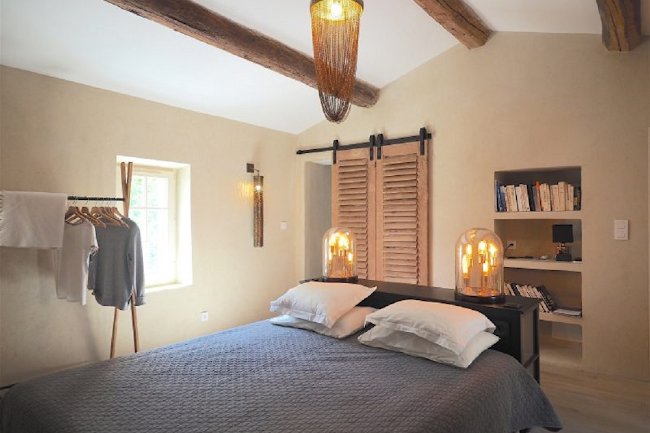 A Private Villa in the Picturesque Village of Joucas