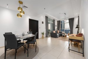 Bright 1 BR Dubai Marina Apartment