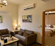 Umar bin Abdul Azizi Street Apartments