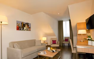 Roissy Park Serviced Apartment, Champs Elysees