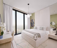 High Rise Four Bedroom with Views of the Horizon