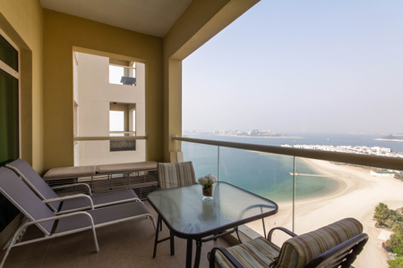 1 Bedroom Sea View with Pool & Beach Access in Palm Jumeirah