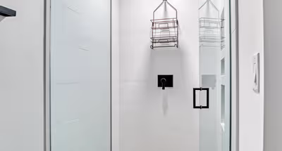 W Springfield St Apartment