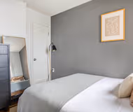 E Broadway Apartment