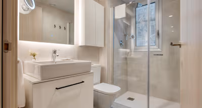Carrer Serviced Apartment
