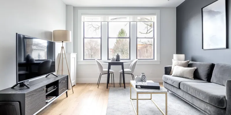 Commonwealth Ave Apartment