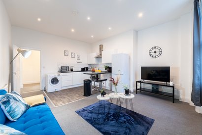 16 Blenheim Terrace - Woodhouse Apartment