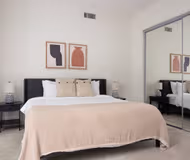 Redwood Ave Apartment