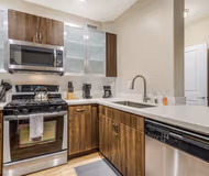 One Bedroom Apartment near Tiverton Ave