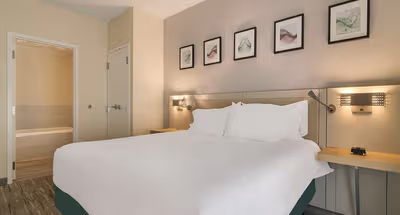 Deming Way Aparthotel