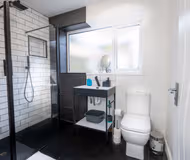 Stay here! - Ideal for groups working in Swansea