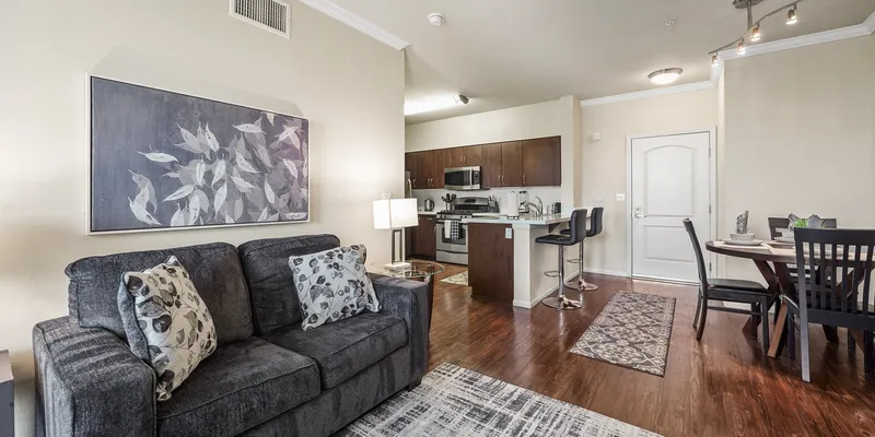 De Soto Ave Serviced Apartments