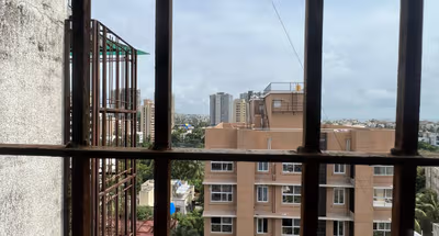 RTO Road Serviced Apartment