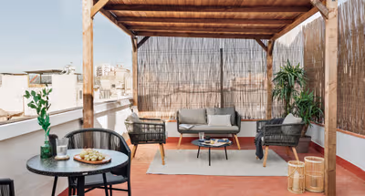 Isola Service Apartment