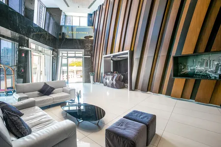 Marina Promenade One Bedroom Apartment