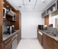 Spacious Two Bedroom Apartment Al Sahab