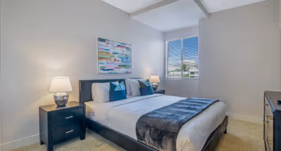 Two Bedroom Apartment in Wilshire Blvd