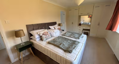 Heathside Retreat 3s