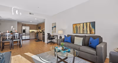 Waters Edge Apartment