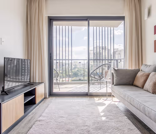 Rua dos Pinheiros Apartment