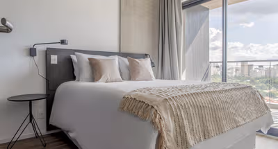 Rua dos Pinheiros Apartment