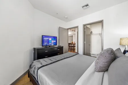 W Wilson Ave Apartment