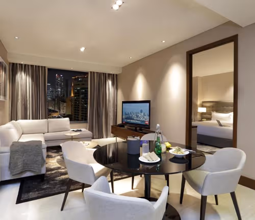 Legazpi Street Serviced Apartment