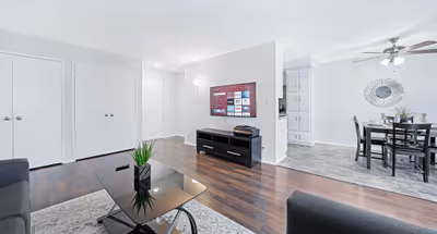 North Crescent Dr Apartment